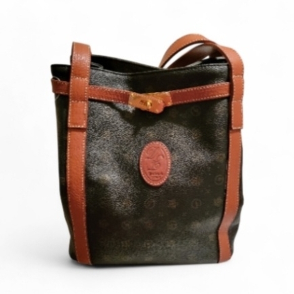 Monte Carlo Di Filanti Handbags - Monte Carlo Di Filanti Crossbody Bucket Bag.